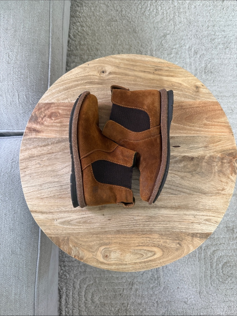 Born Women’s Leather Chelsea Boots